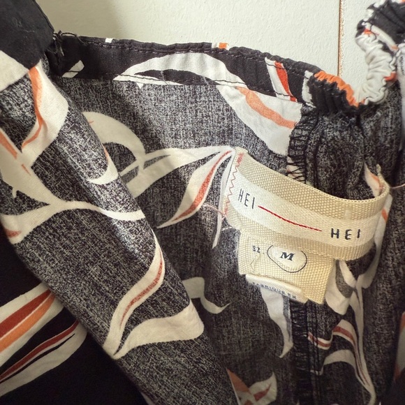 Anthropologie Hei Hei Palma Romper Black Leaf Print - Picture 3 of 6